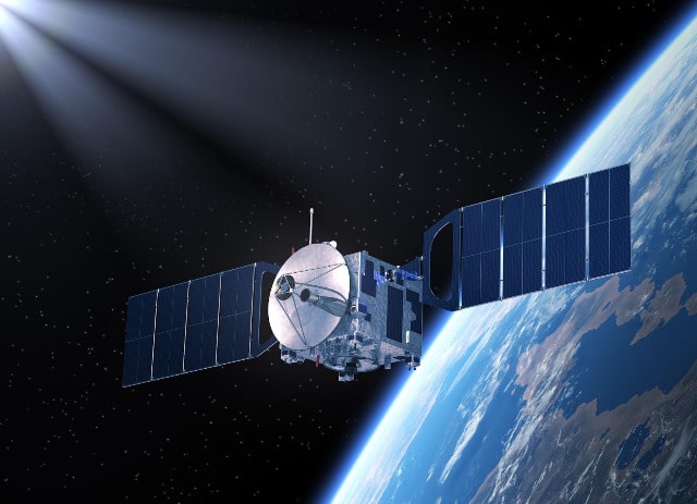 Commercial Satellite Industry: Technology and Trends