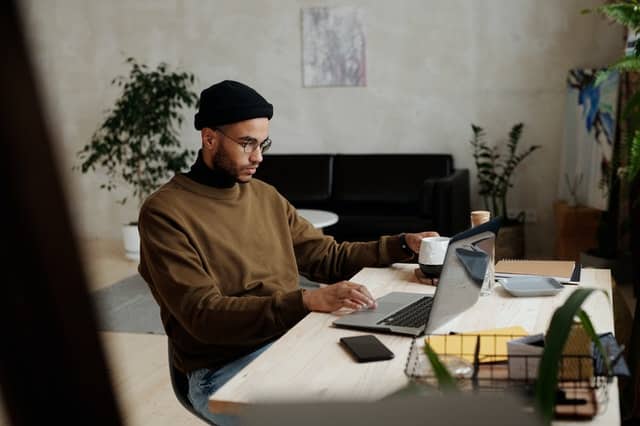 Fact or Fiction: Do You Still Believe These 8 Myths About Guest Posting?