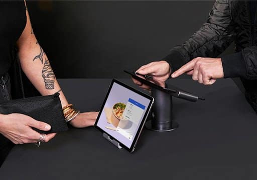 How A Restaurant POS System Can Benefit Your Business