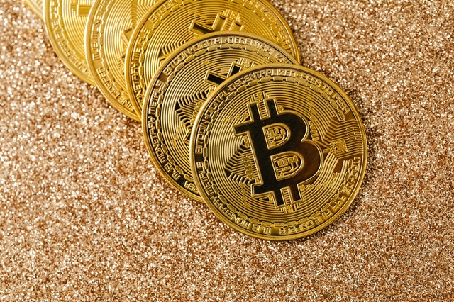 Why is it Better to Pay Using Bitcoins?