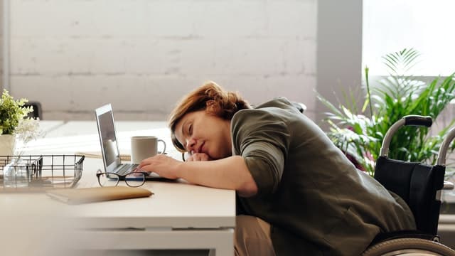 Are Your Sleeping Habits Affecting Your Work Performance?