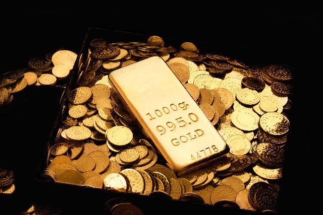 Investing Company Money In Gold: A Brief Guide