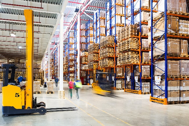 8 Ways To Reduce Warehouse Costs And Maximize Profits