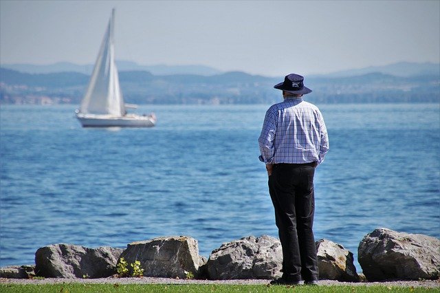 8 Things You Can Do To Guarantee A Comfortable Life When You Retire