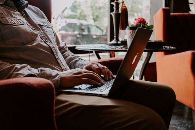 5 Reasons to Adopt a Remote Work Model for Your Writing, Publishing, and Blogging Business