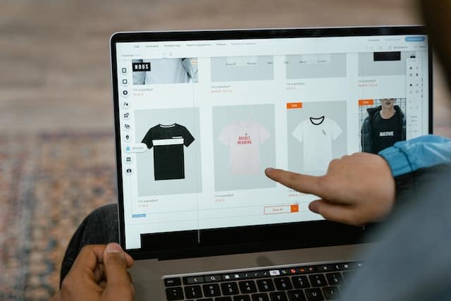 Unlocking the Potential of Custom T-Shirts for Your Business