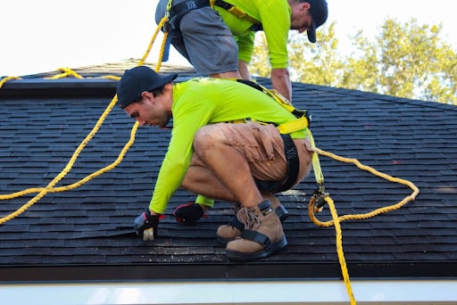 How to Choose the Right Contractor for Hail Damage Roof Repair