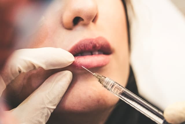 What to Know Before Seeing a Cosmetic Surgeon
