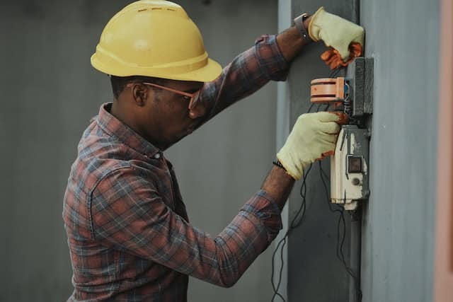 Here’s Why Arc Flash Analysis Is So Important For Electricians