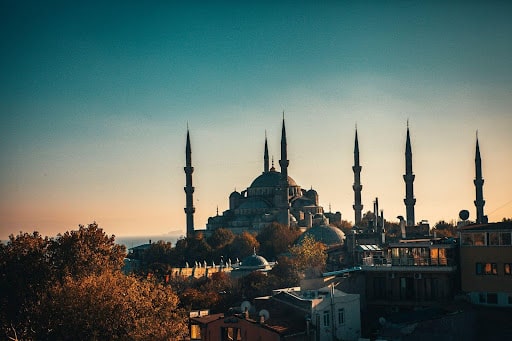 Istanbul’s Legal Labyrinths: Navigating the Best Law Firms