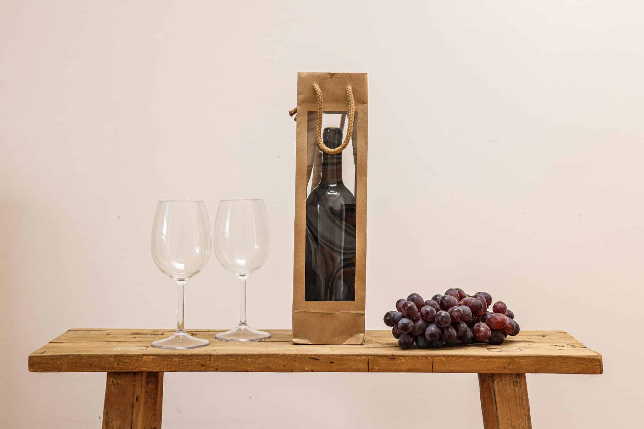 From Ordinary to Extraordinary: How Custom Stickers Make Your Wine Gifts Stand Out