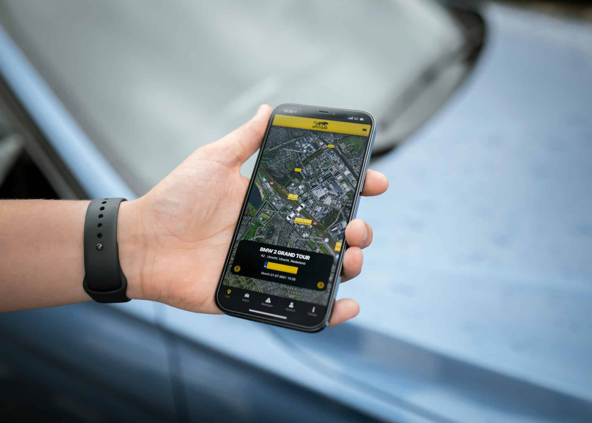 Discover the Benefits of Using a Car Tracker for Your Auto